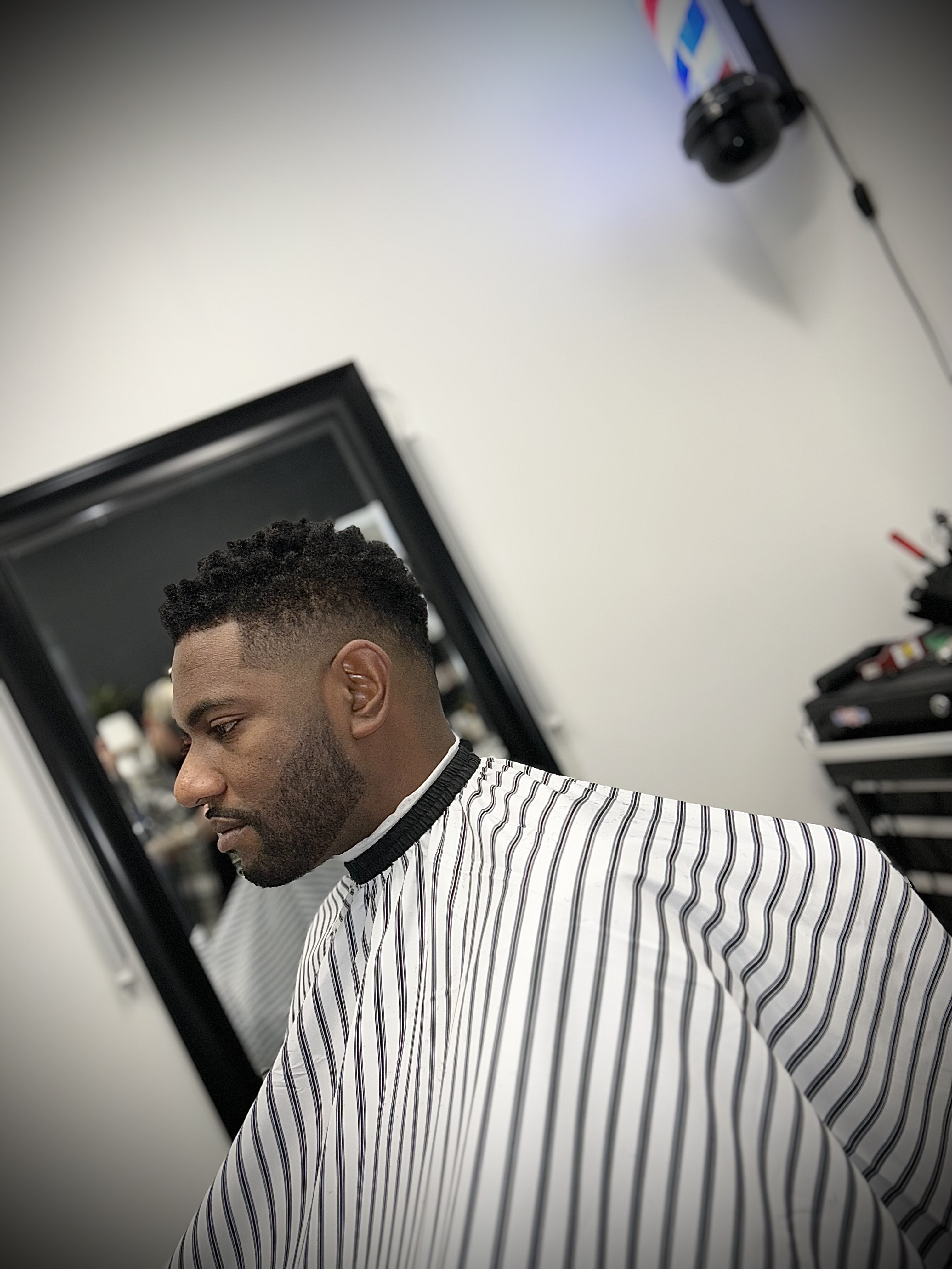 Social Barber Society — barbers in Troy, MI (photo 3)